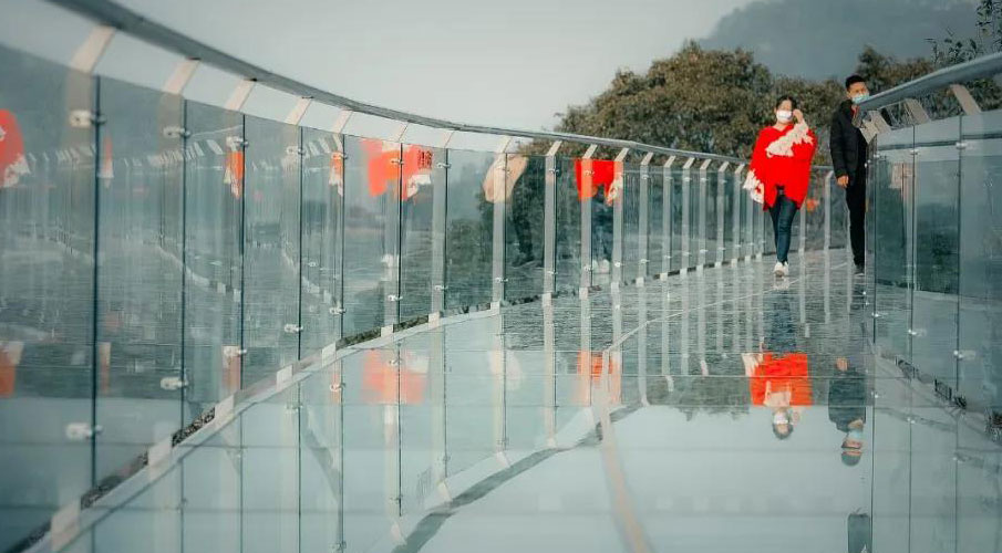 大型網(wǎng)紅戶外游樂設(shè)備有哪些？ 投資網(wǎng)紅項目需要多少錢？